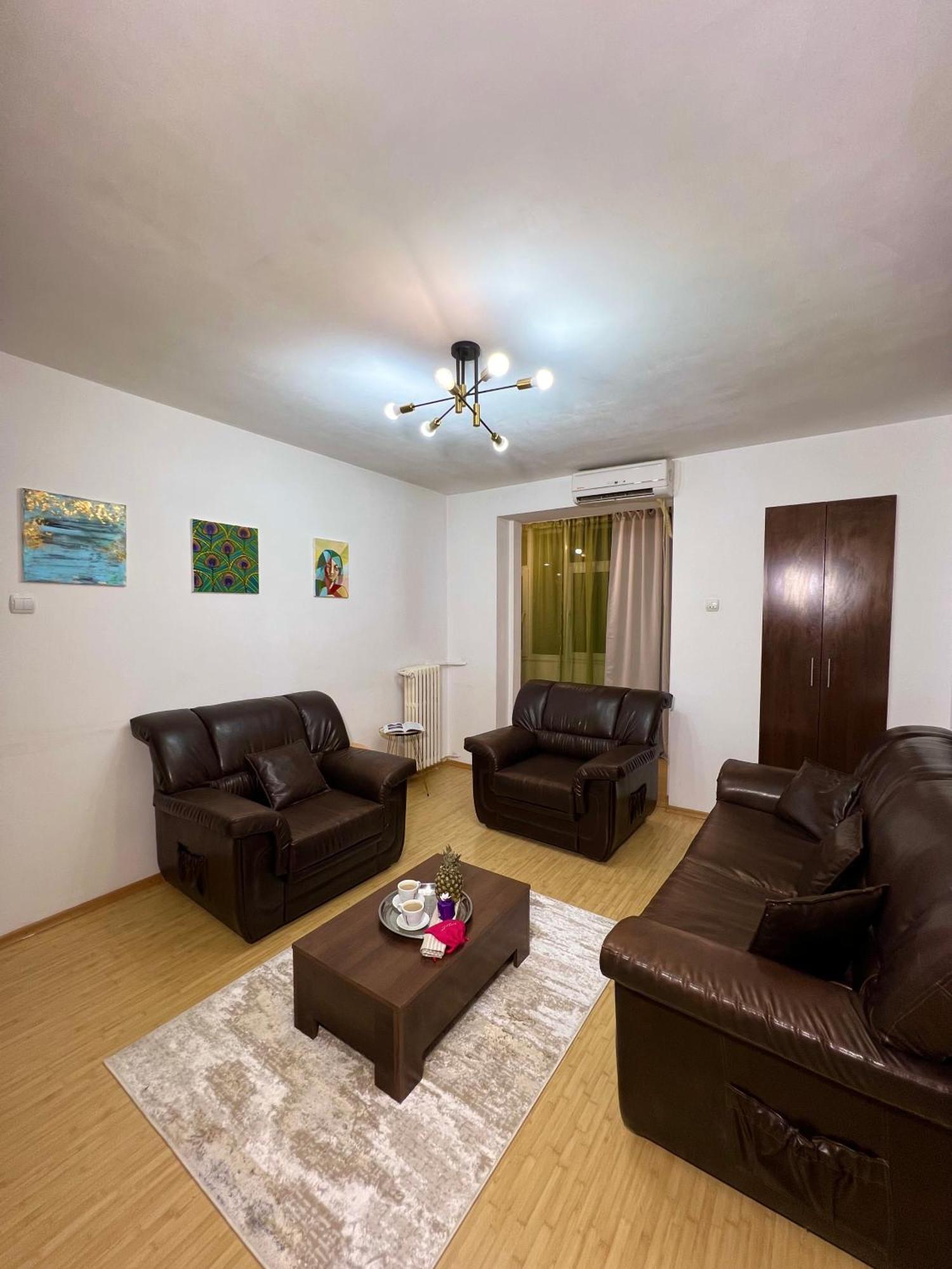 Kiwi Apart-Hotel 1Br Wi-Fi Free - Close To Old Town - Cozy Location - Shorter Or Longer Stay - R&M Boutique 布加勒斯特 外观 照片